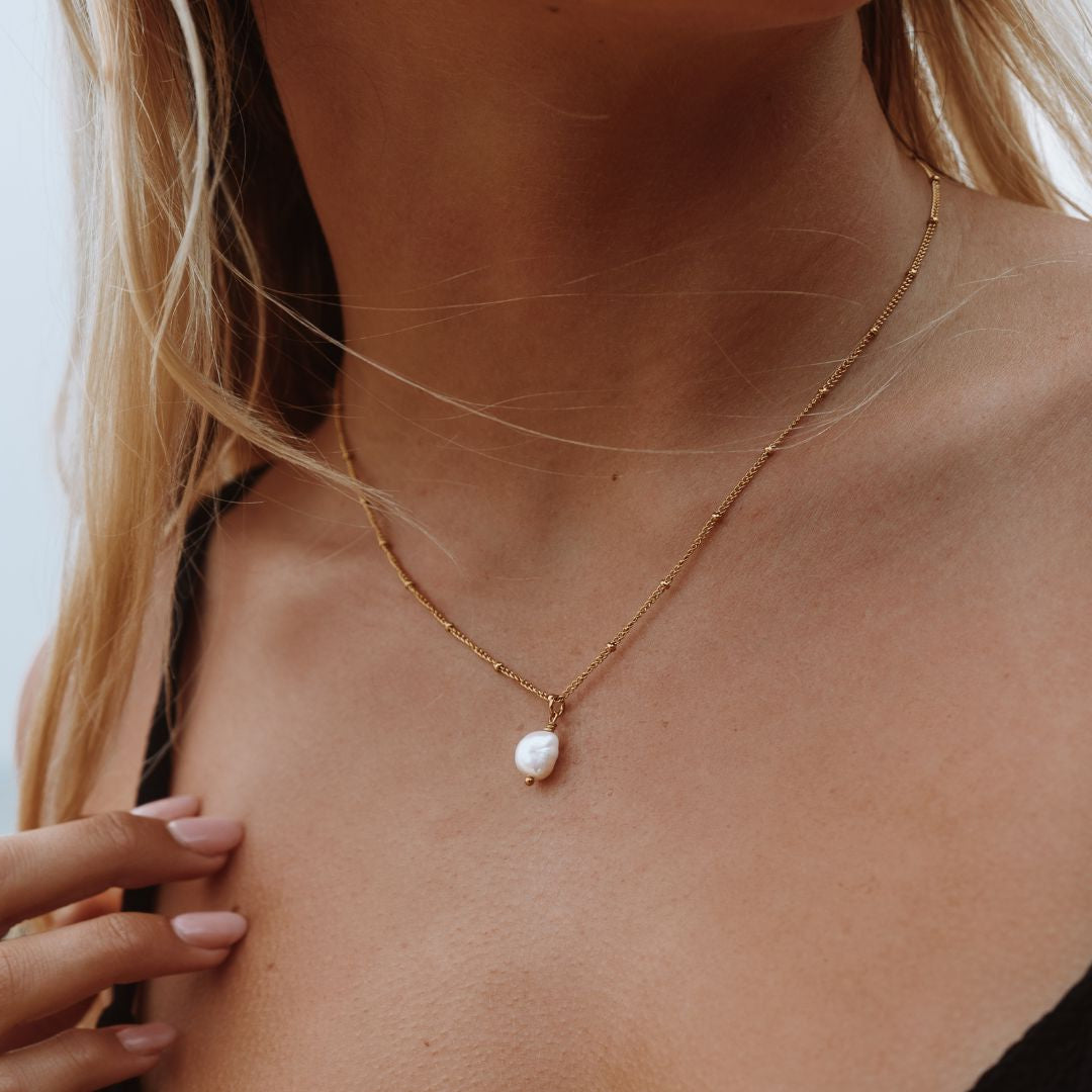 Luna Pearl Pendant