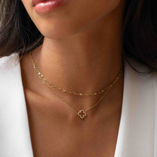 Emma Clover Pendant Necklace