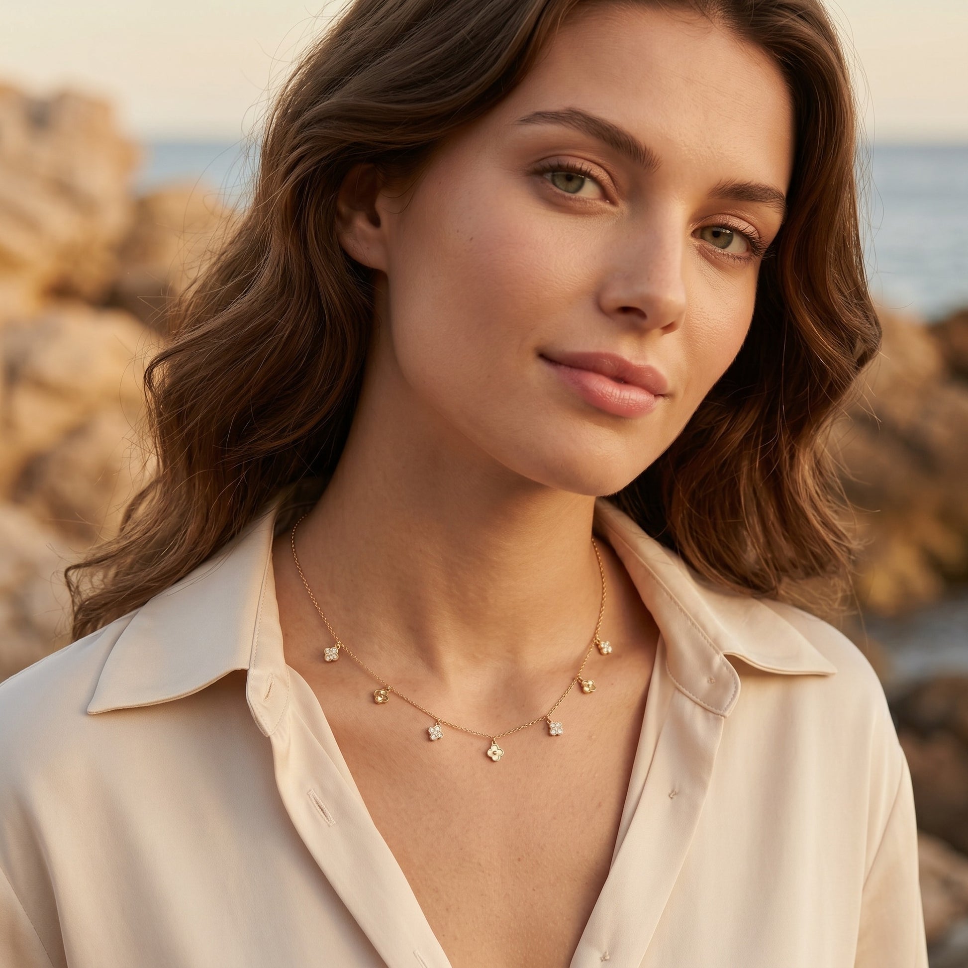 Amelia Crystal Flower Gold Necklace - Joie d’Or