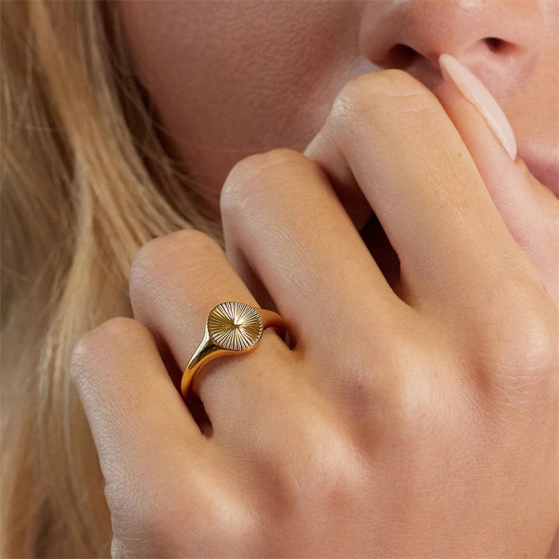 Solana Gold Ring