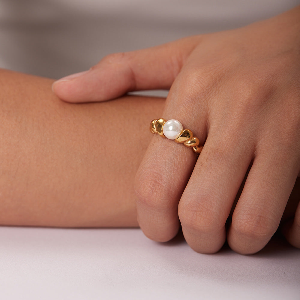 Scarlett Pearl Ring