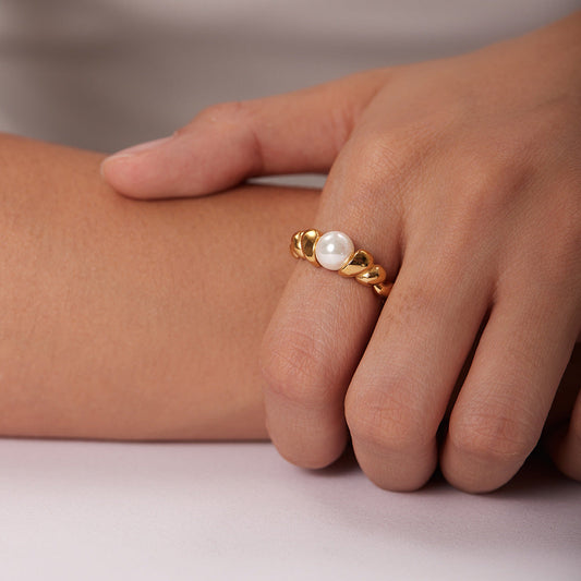 Scarlett Pearl Ring
