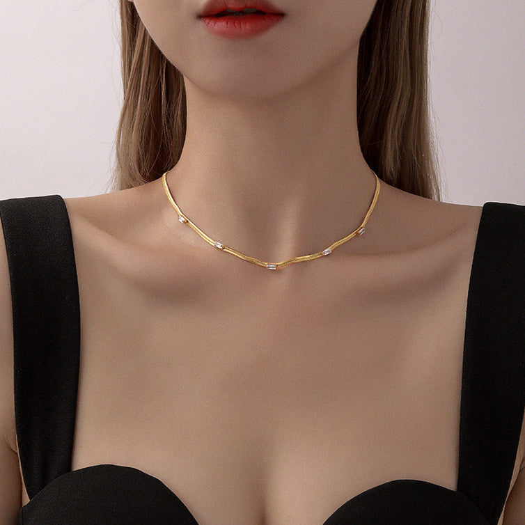Eve Herringbone Gold Necklace