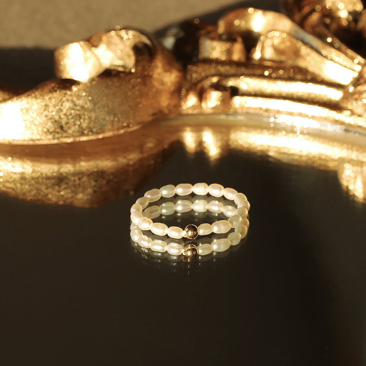 Sami Pearl Band Ring