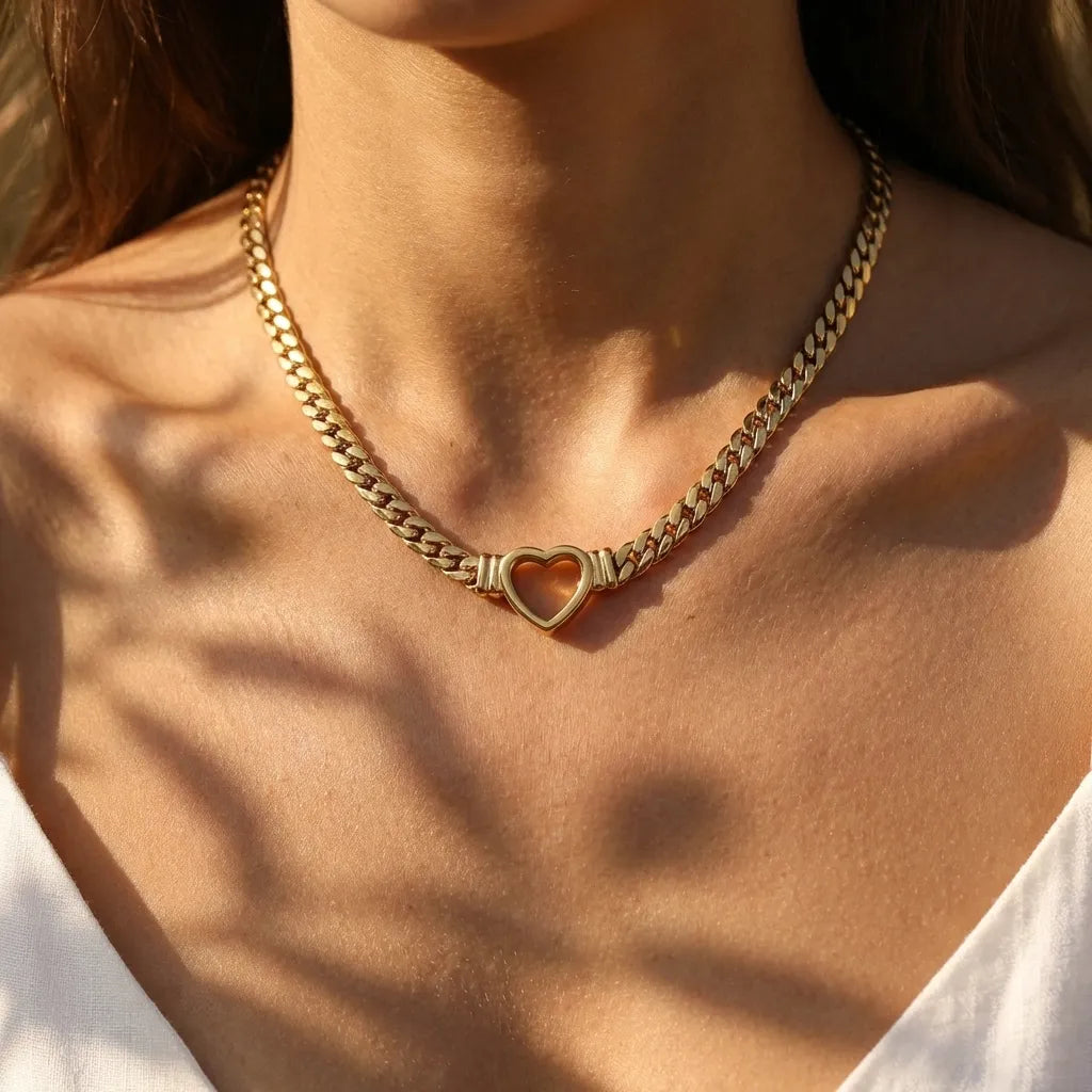 Vali Heart Choker - Joie d’Or