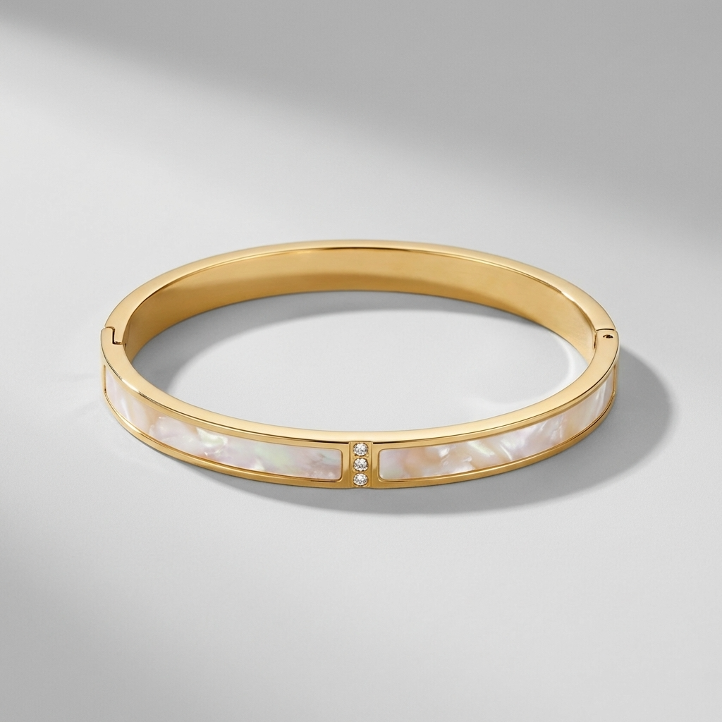 Sarah White Bangle - Joie d’Or
