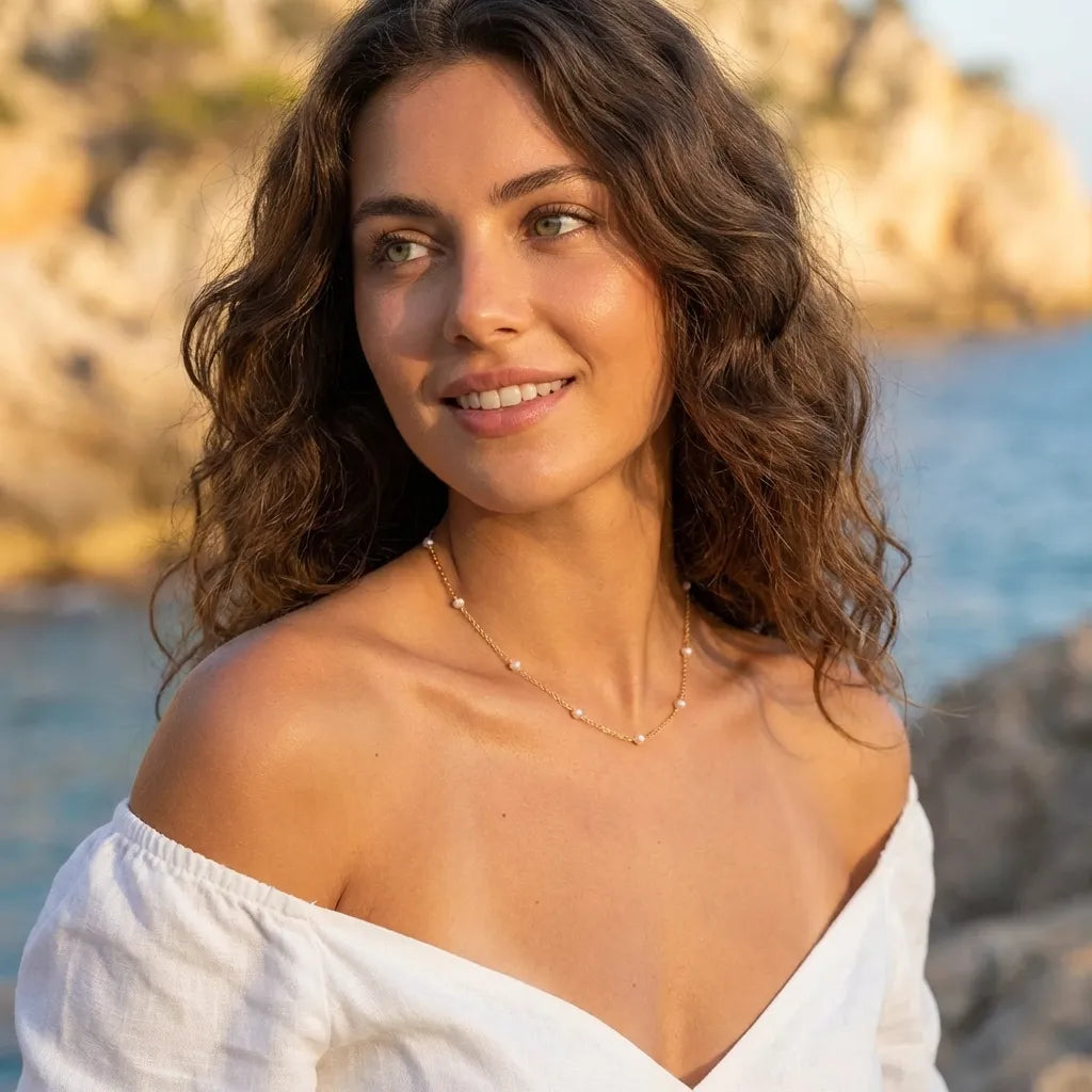 Élise Dainty Pearl Necklace - Joie d’Or