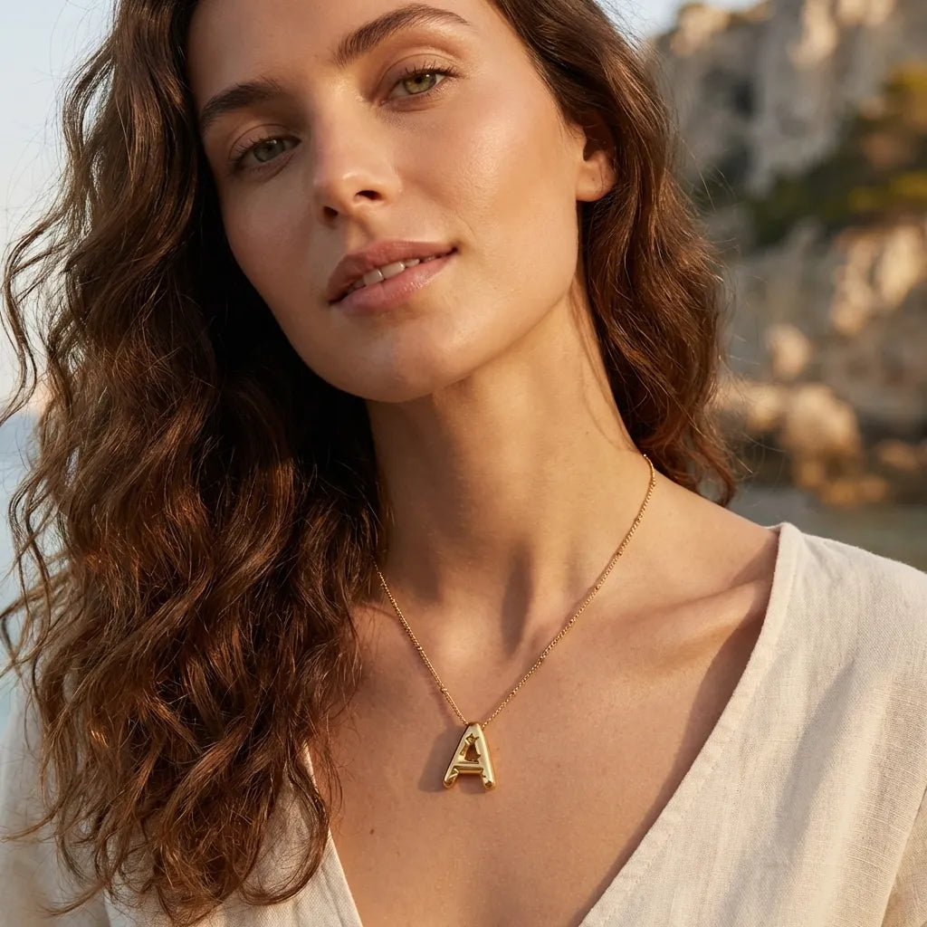 Balloon Gold Initial Necklace - Joie d’Or