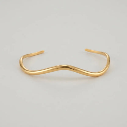 Lucinda Gold Bangle - Joie d’Or