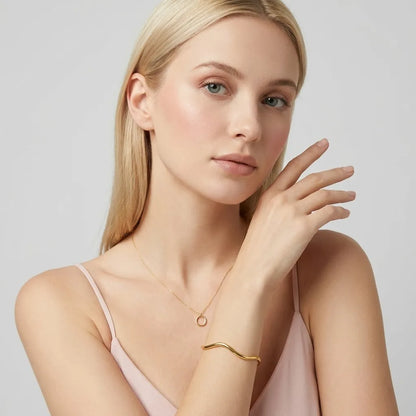 Lucinda Gold Bangle - Joie d’Or