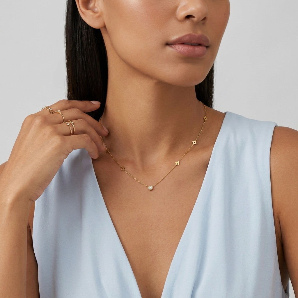 Élina Dainty Clover Necklace - Joie d’Or