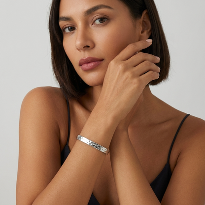 Emma Hamered Gold Bangle - Joie d’Or