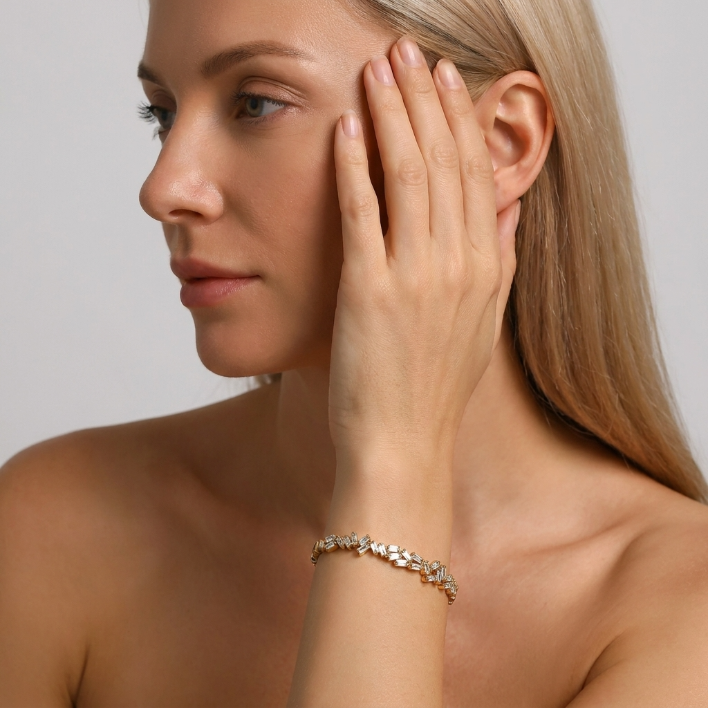 Amélie Radiant Gold Crystal Bangle - Joie d’Or