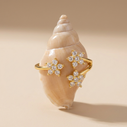Lydia Crystal Flowers Ring - Joie d’Or
