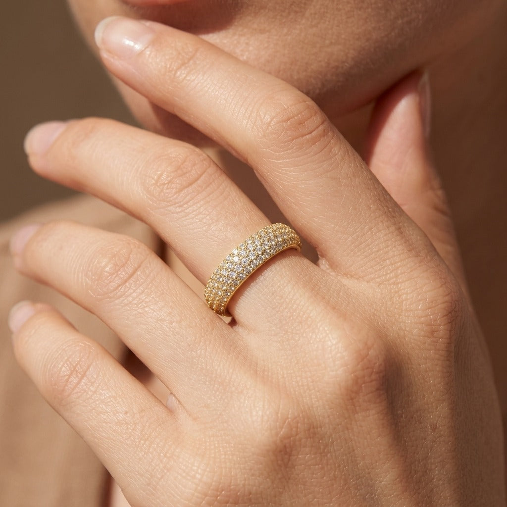 Emilie Luxe Pavé Ring - Joie d’Or