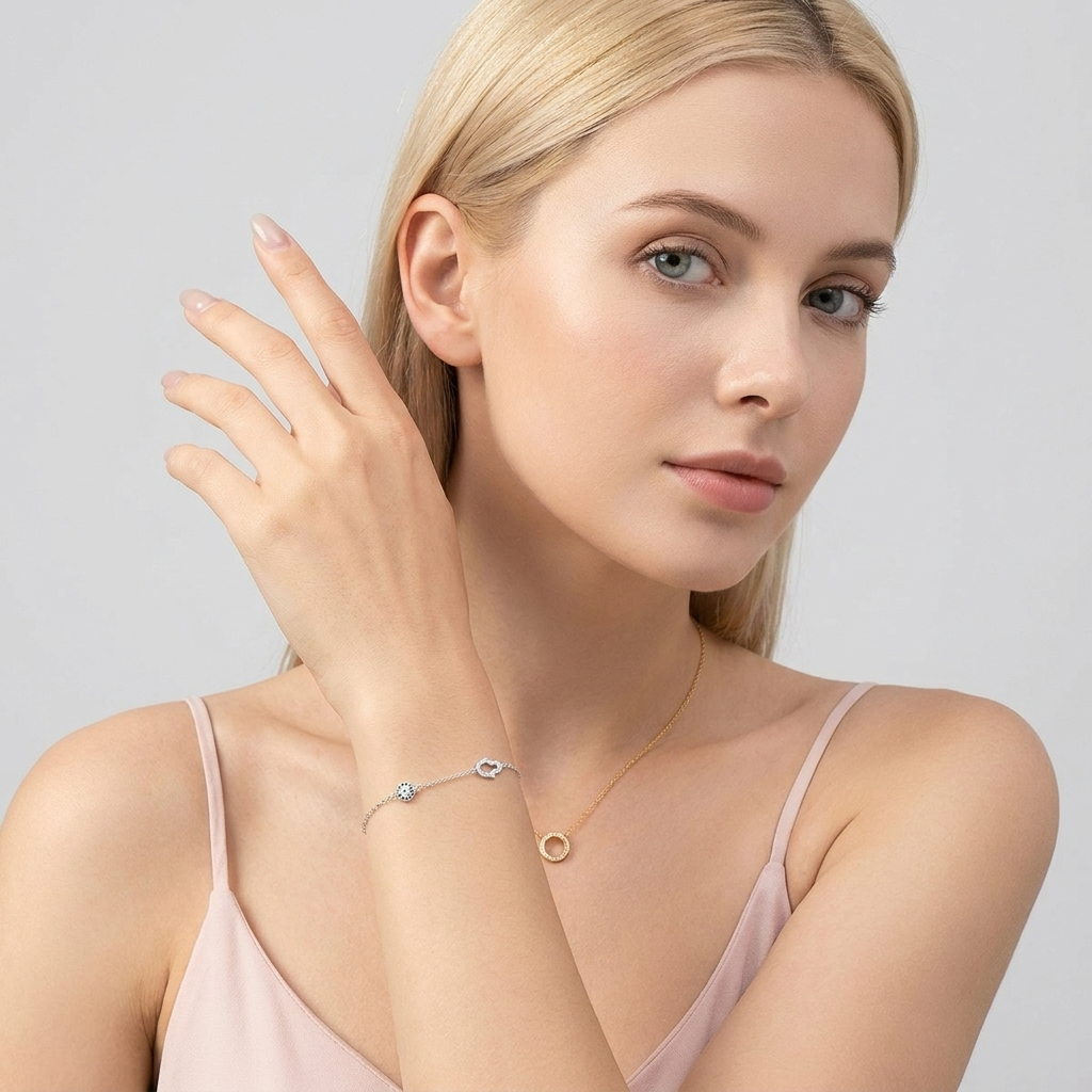 Chloé Hamsa & Evil Eye Bracelet - Joie d’Or