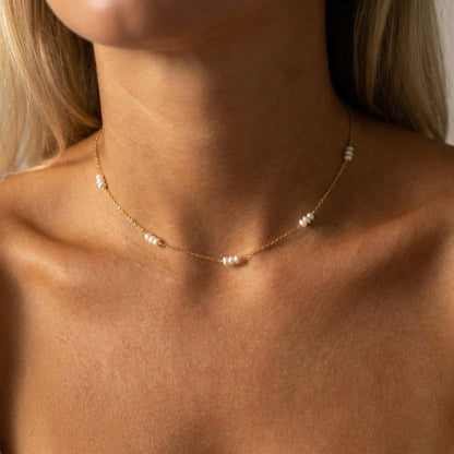 Valentina Tiny Pearls Necklace - Joie d’Or
