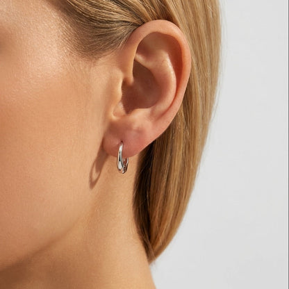Lilou Silver Wave Hoops - Joie d’Or