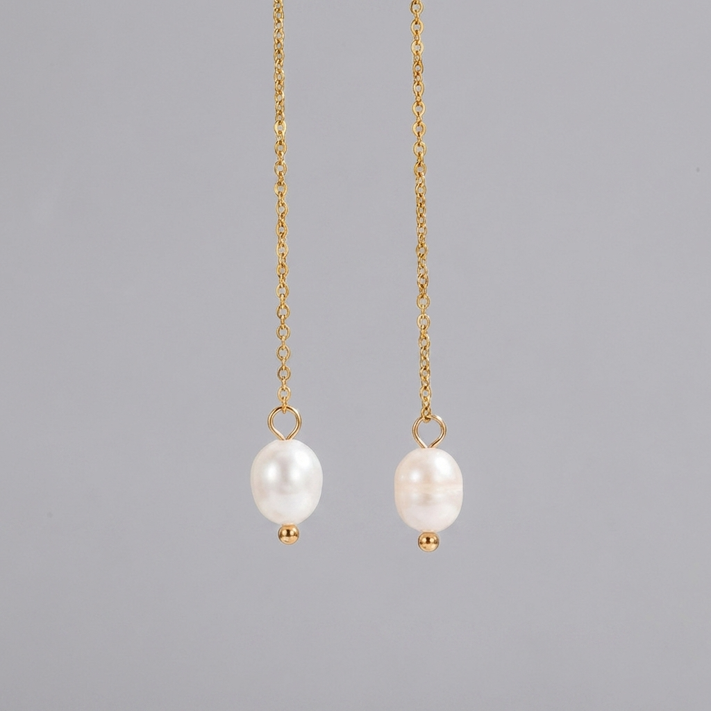Élise Dainty Pearl Earrings - Joie d’Or