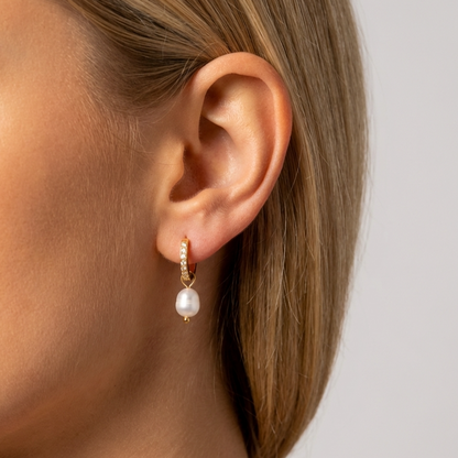 Sara Pave Pearl Earrings - Joie d’Or