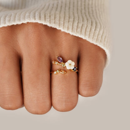 Flora Gold Ring