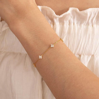 Mia Dainty Crystal Bracelet