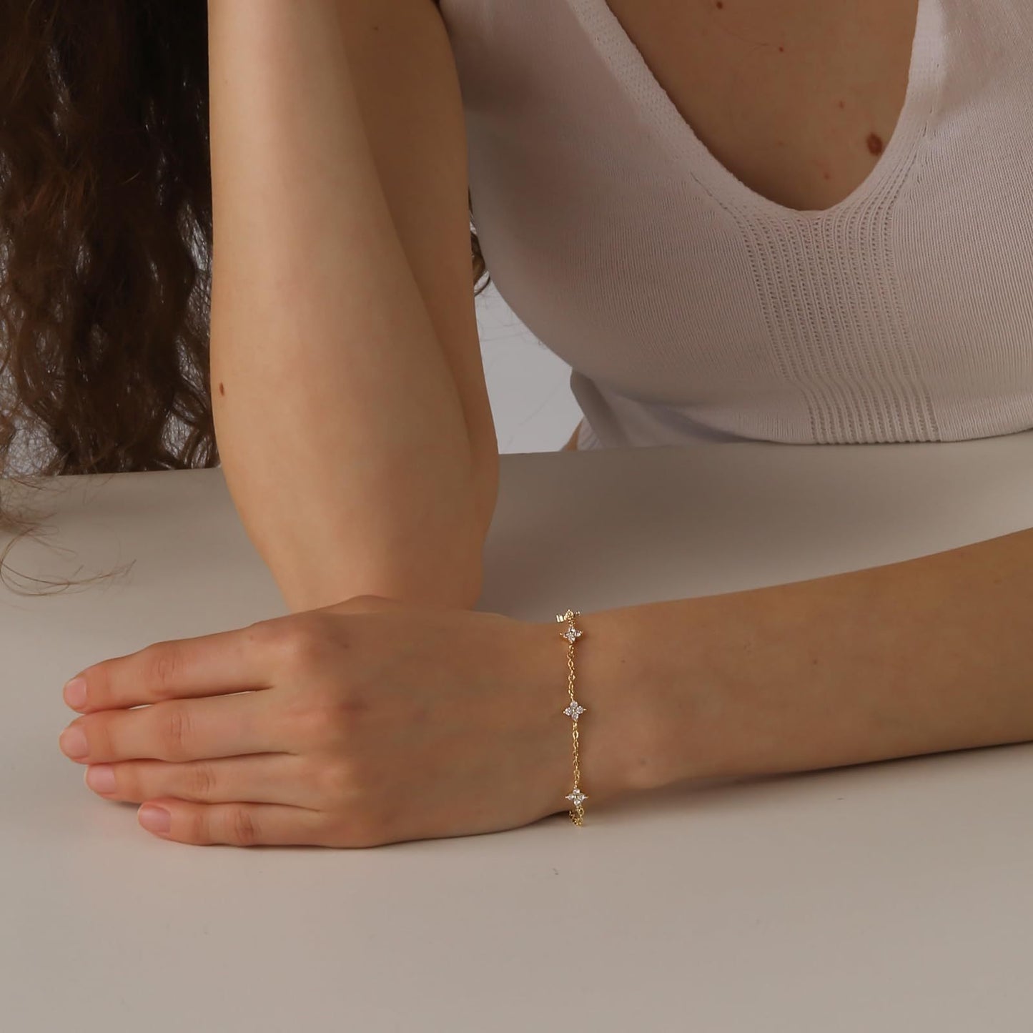 Mia Dainty Crystal Bracelet