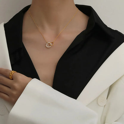 Valentina Interlocking Pearl & Gold Necklace